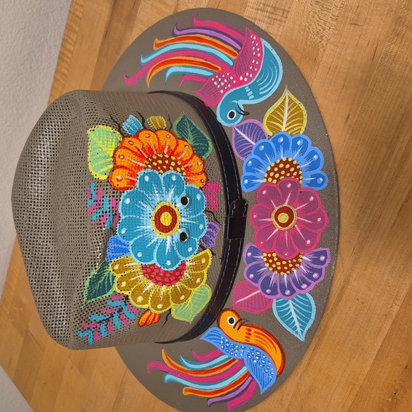 Hand Painted Mexican Artisanal Staw Fedora Hat - Picture 7 of 8